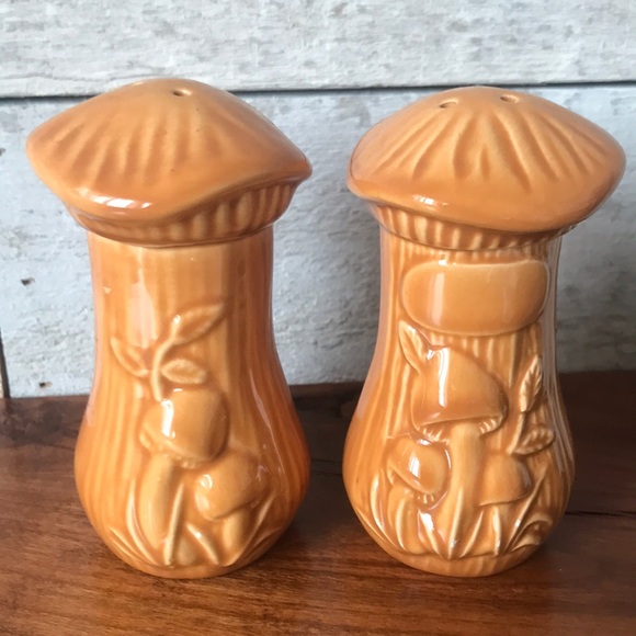 Vintage Other - Vintage toadstool sultan pepper shakers